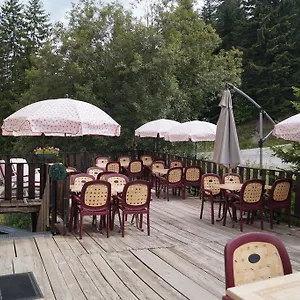 ** Hotel - Restaurant Le Blanchon France