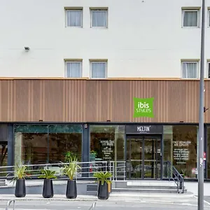 Hotel Ibis Styles Palais Des Congres Velodrome ***